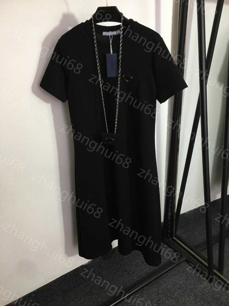 

23ss women dress womens designer clothing summer dresses chain fanny pack embellished short sleeve t-shirt dress t skirt womens clothing, Black;gray