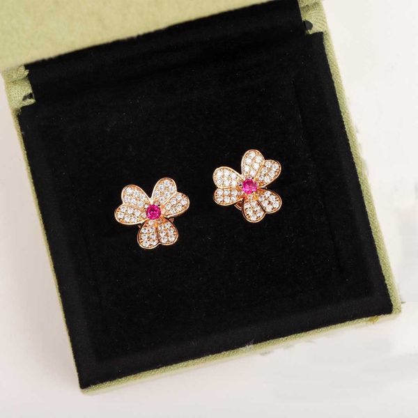 

2023 luxury quality s925 silver charm stud earring with sparkly diamond flower design in 18k rose gold plated have box stamp ps5089, Golden