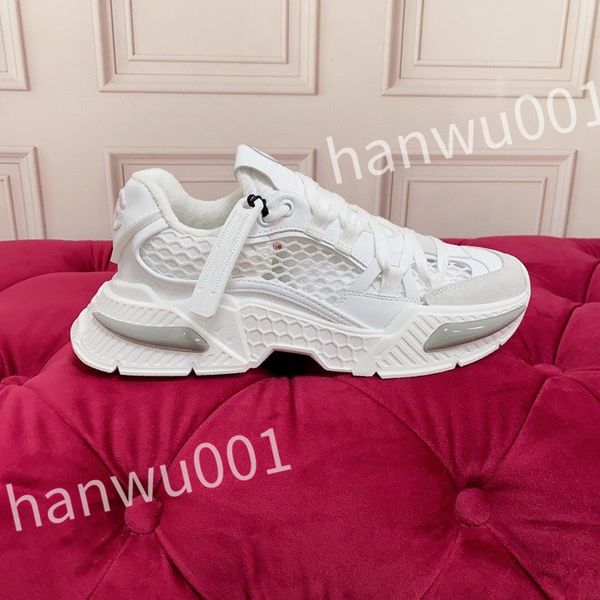 

2023 new luxurys designer men sneaker women calfskin trainers leather lace up shoe popular casual shoes sneaker white black