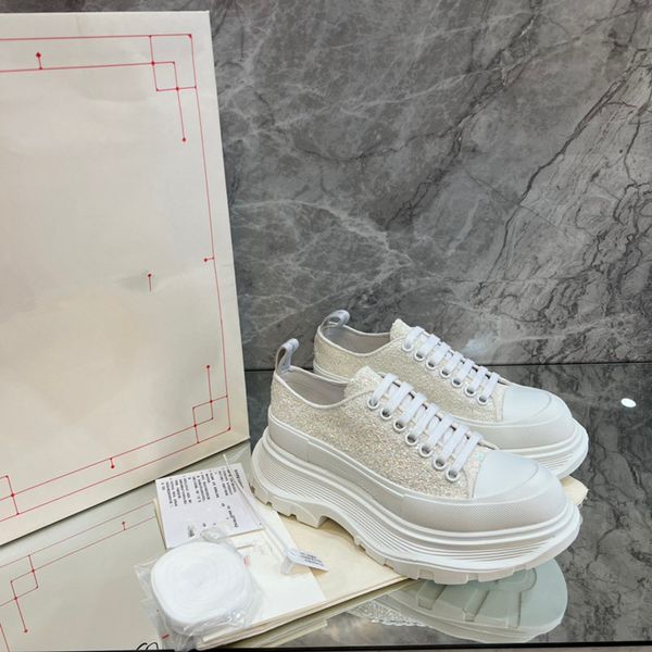 

new luxury casual shoes vintage luxury leather thick sole matching color comfortable sneakers for 0511, Black