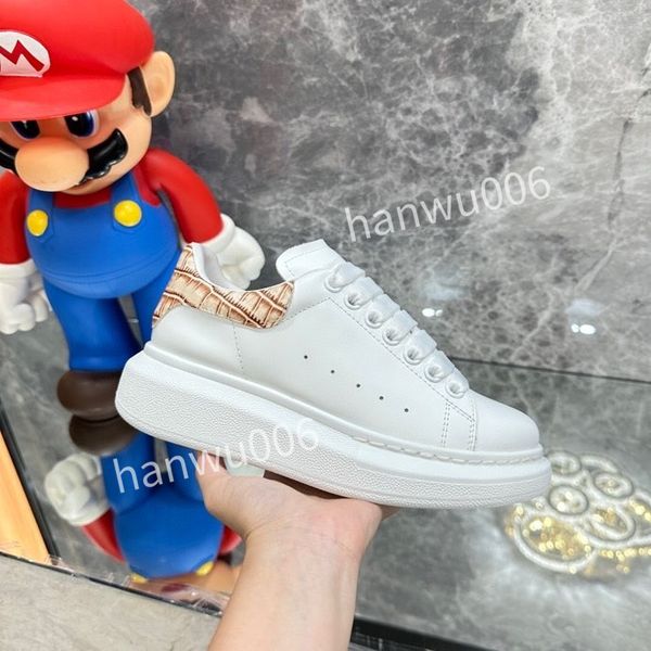 

new brand men womens quality designer sneaker lace up genuine leather sneakers fashion casual designer sneaker, Black