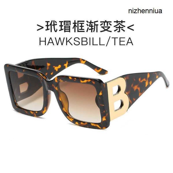 

hermm elegant sunglase new fahion big frame unglae men and women online popular treet wwye, White;black