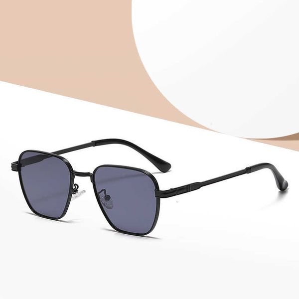 

Designer Triangular signature cool sunglasses luxury Super high quality P's new men's leisure travel driving trend Sunglasses