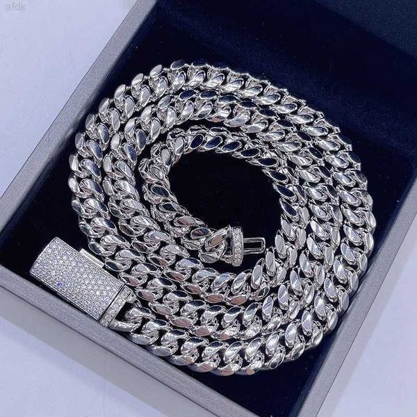 

droipshipping ready to ship moissanite clasp lock miami thick 8mm silver cuban chain