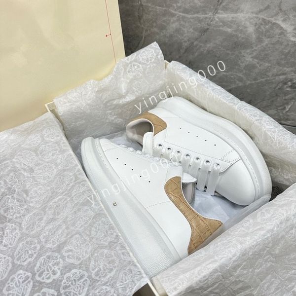 

new womens brand quality designers sneakers camouflage casual shoes stylist shoes checkered studded flats mesh trainers2023, Black