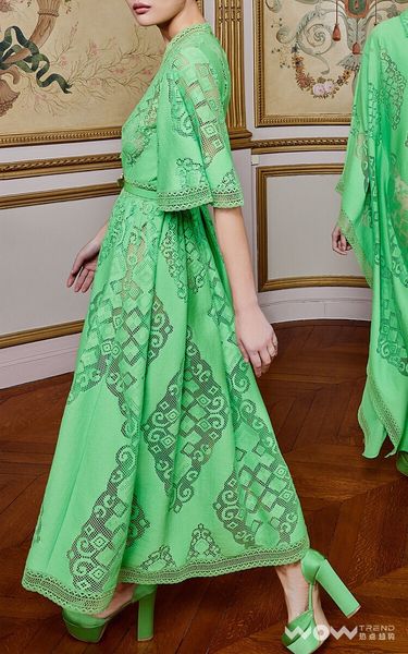 

french women's dress 2023 summer new v-neck bat mid sleeve green waist wrap embroidered style dress, Black;gray