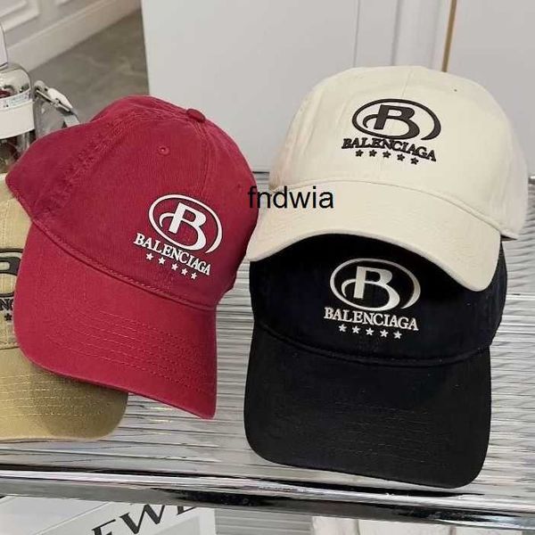 

2023 new b family hand-painted letter baseball cap worn soft versatile cap men and women fashion, Blue;gray