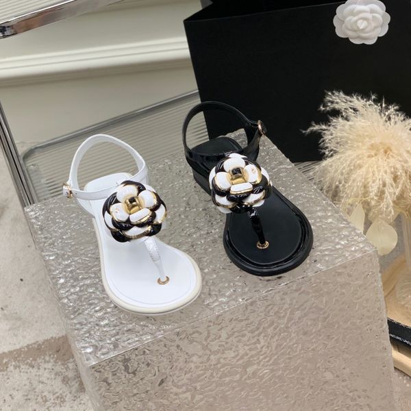 

cf 2023 designer sandals camellia flower chan nel 9cm sandal c family small fragrance dress slides womens ladies bowknot leather black white