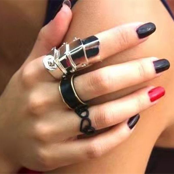 

four section armor joint ring punk v ring personality hip hop ring, Golden;silver