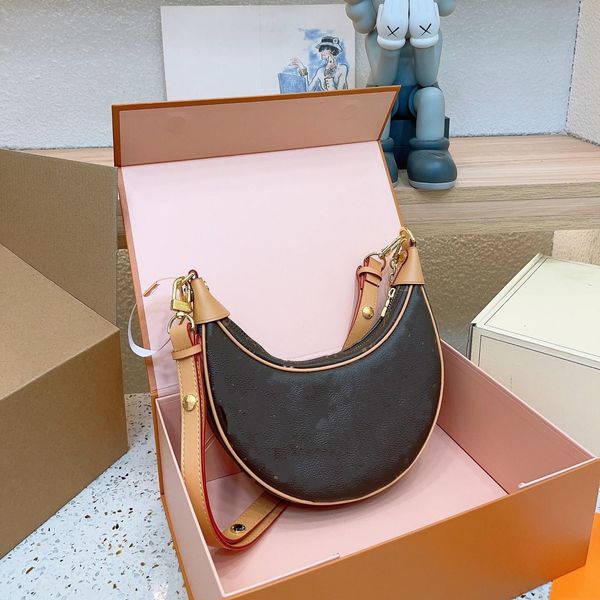 

designer shoulder bags for women handbag chain underarm bag crossbody bag half moon purse pea buns