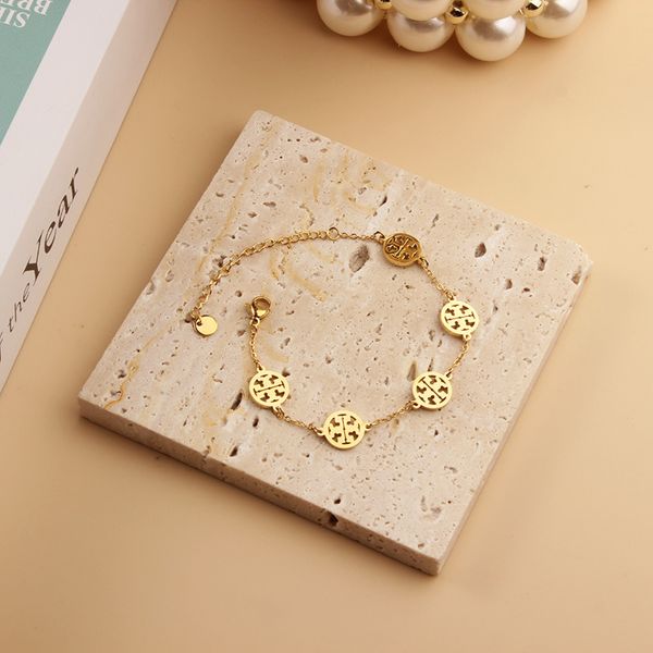

luxury 18k gold hollowed round charm bracelet for women gift, Golden;silver