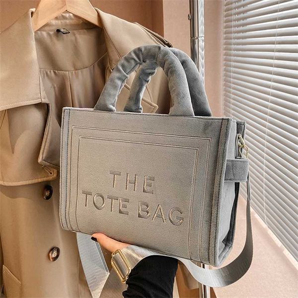 

27% off 2023 fashion handbag velvet autumn/winter new high capacity tote wide strap single shoulder oblique cross versatile women's bag