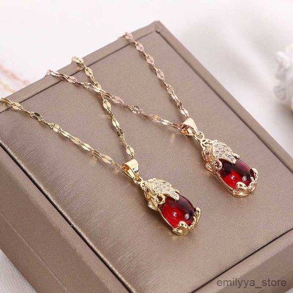 

pendant necklaces vintage style red crystal troops pendant stainless steel women necklace ladies fashion clavicle chain jewelry, Silver