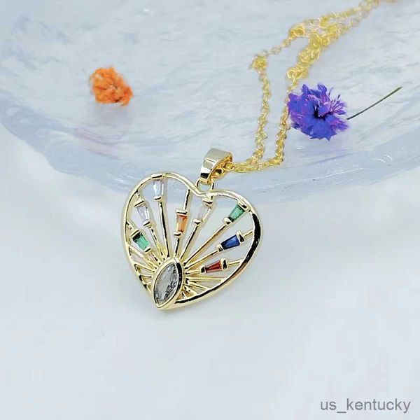 

pendant necklaces fashion and heart-shed magic eye nelace classic personality colorful chain pendant gift, Silver