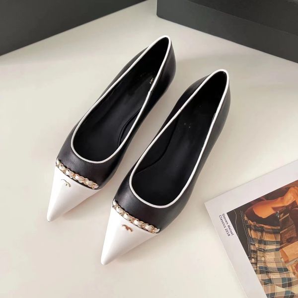 

2023 Small Wind Single Shoes Female Flat Leather Soft Chain Mid-heel Pointed Shoes Casual Everything Match Fairy Wind, Black