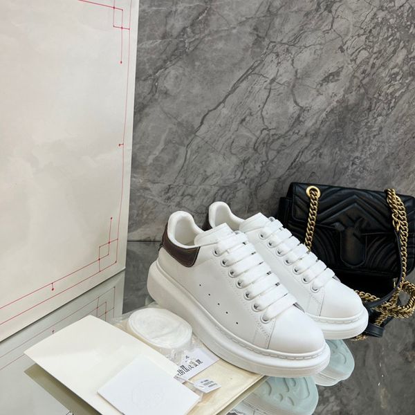 

2023 new men's ladies casual shoes fashion leather colorblock flat street couple sneakers outdoor running shoes 0511, Black