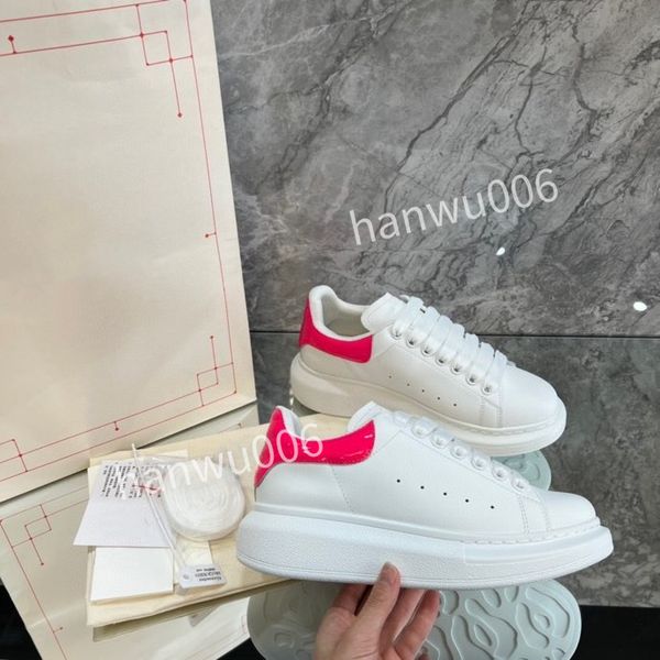 

new fashion designer shoes white black shoes classic leather womens flats sneaker mens espadrille flat sole slide sneakers