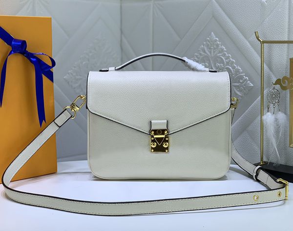 

designer shoulder bag luxury womens handbags pochette totes quality embossed flowers letter empreinte message bags ladies fashion s-lock cro