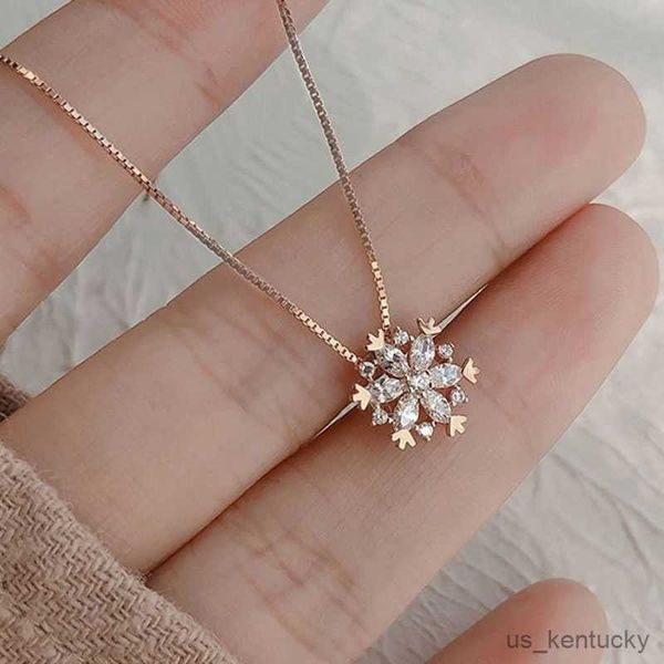 

pendant necklaces women girls popular snowflake shining crystal nelace rhinone snow pendant nelaces new year gift jewelry, Silver