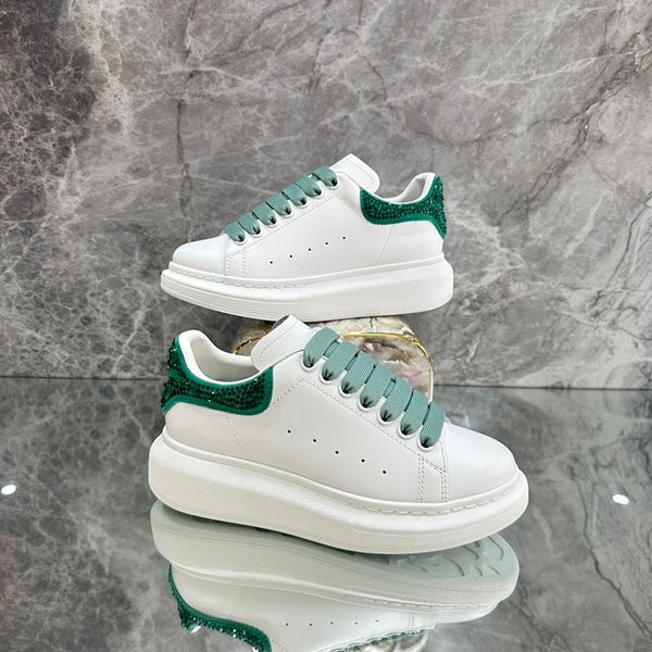 

2023 casual shoes classic men women calfskin shoes ceilingvintage sneakers reflective sneaker print leisure shoes 0511, Black