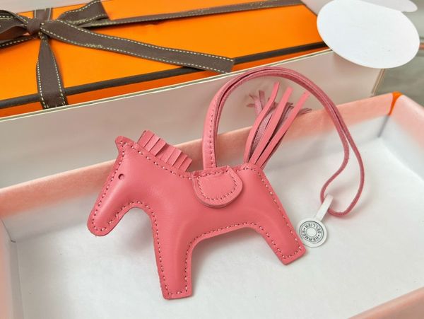 

fashion keychain leather keychain automotive accessories keychain, Silver