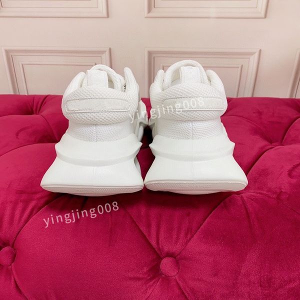 

2023new designer casual shoes womens low sole canvas shoes leather black white original sole sneakers mens trainers