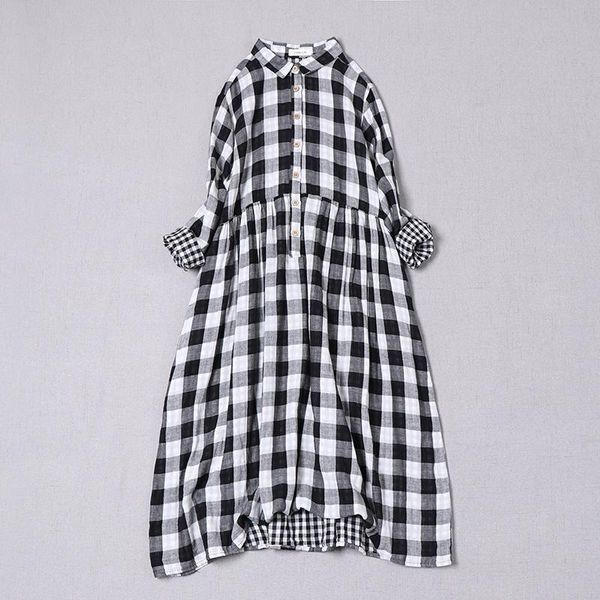 

dresses japanese literary women black and white large plaid dress spring 2023 new cotton dress longsleeved dress midi dress, Black;gray