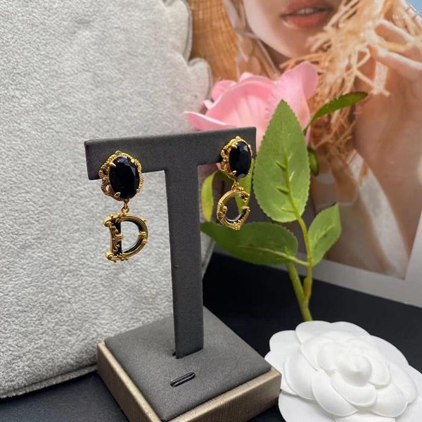 

noble gold stud earrings black jewelry decorative earrings european and american french court style classic, Golden;silver