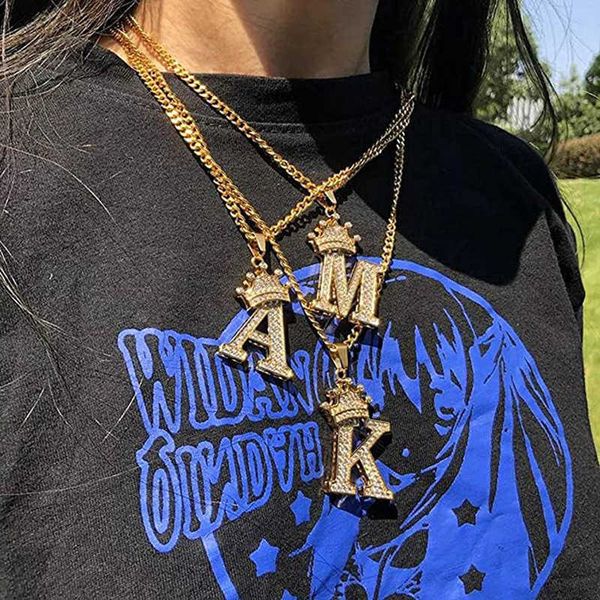 

jewelry pendant necklace hip hop diamond crown 26 letter men's and women's zircon micro inlaid trendsetter necklace, Black