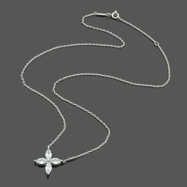 

womens pendant necklaces four leaf horse drill necklace designer jewelry large and small drillas wedding christmas gift, Silver