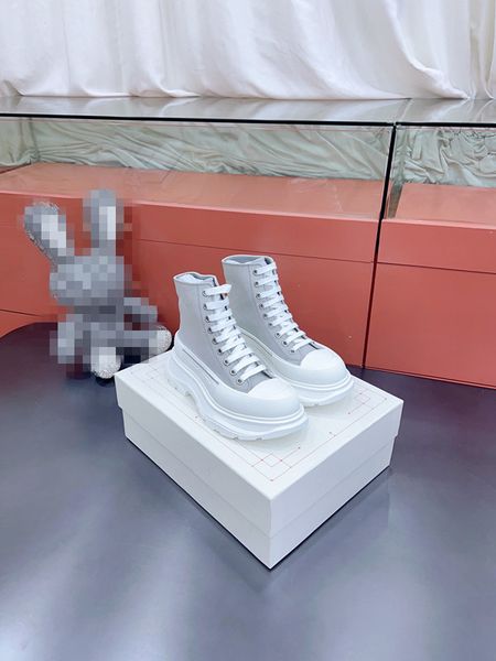 

2023 new luxury women sneakers boots shoes leather lace-up sneaker cowhide fashion lady trainers woman shoe men 0513, Black