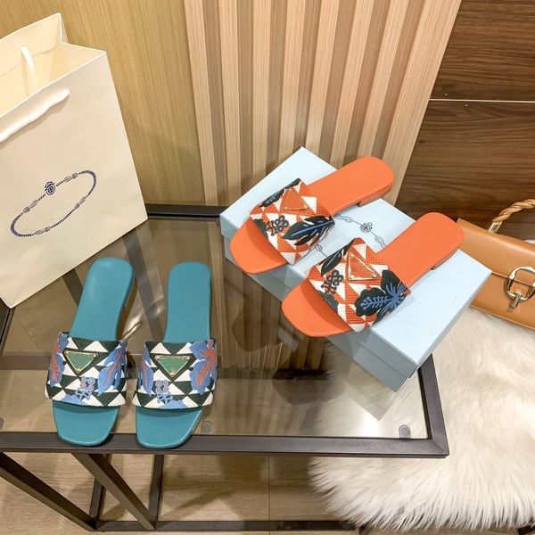 

designer slides slippers women black withe banded flats sandals leather embellished baguette pattern ladies letter beach flip flops 01