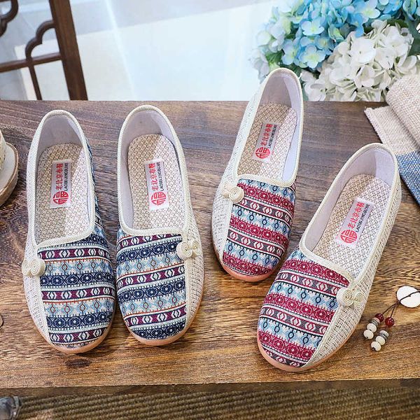 

2023 new old beijing cloth shoes autumn women's shoes leisure and comfortable mom's shoes anti slip cow rib sole middle and old ag, Black