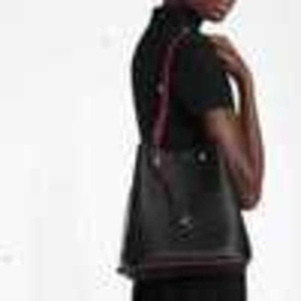 

clothing luxury brand bag m54677 lockme bucket handbag women handbags bags handles shoulder bags totes evening cross body bag khyf, Black
