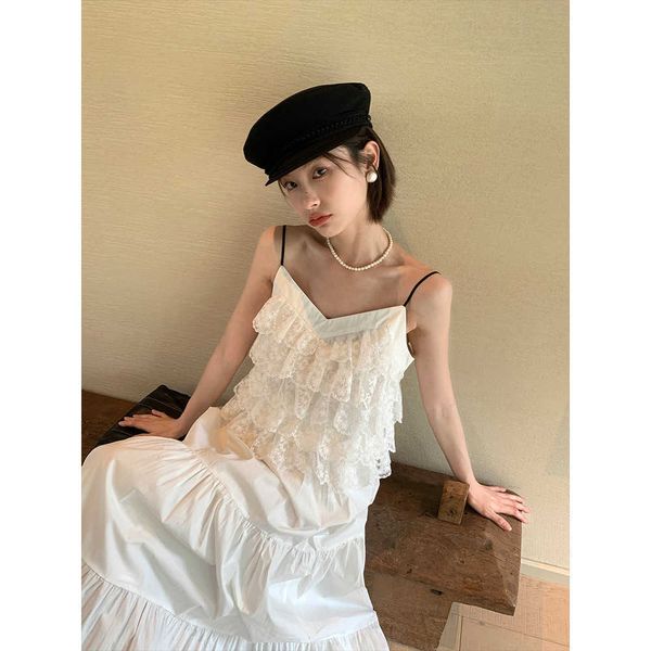 

interpreting the beauty new summer french lace tank women's style deep v-strap, White