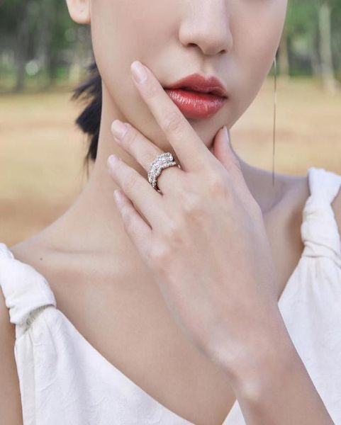 

new diamondencrusted lace princess ring women039s fashionable atmosphere shining shell beads 925 silver ring3152778