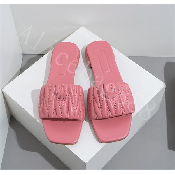 

miu brand slippers 2023 new arrival beach shoes for girl leather letter print flat slippers ladies comfortable shoe and 4 color luxury desig, Black