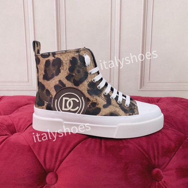 

new casual shoes small white shoes black white men women fashion versatility soft breathable trendy sneakers