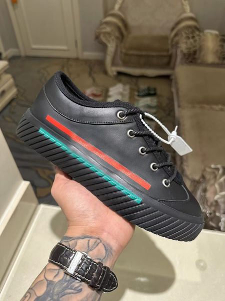 

men casual shoes black luxury designers sneakers 3 stripe thick bottom suede trim chaussures luxury velvet suede white rubber sole 3d printe