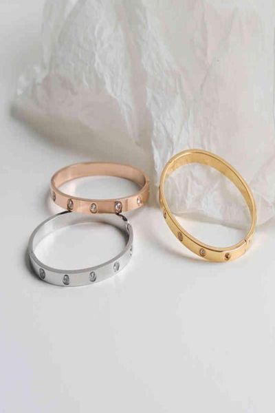 

fashion light luxury simple ins minority indifference wind titanium steel haoshi bracelet female personality net red bracelet jewe6902853, Black