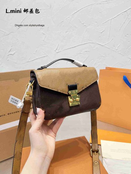 

totes designers luxurious tote purse handbag message bags cluth classic genuine leather crossbody old flower original box mini size 20cm bro