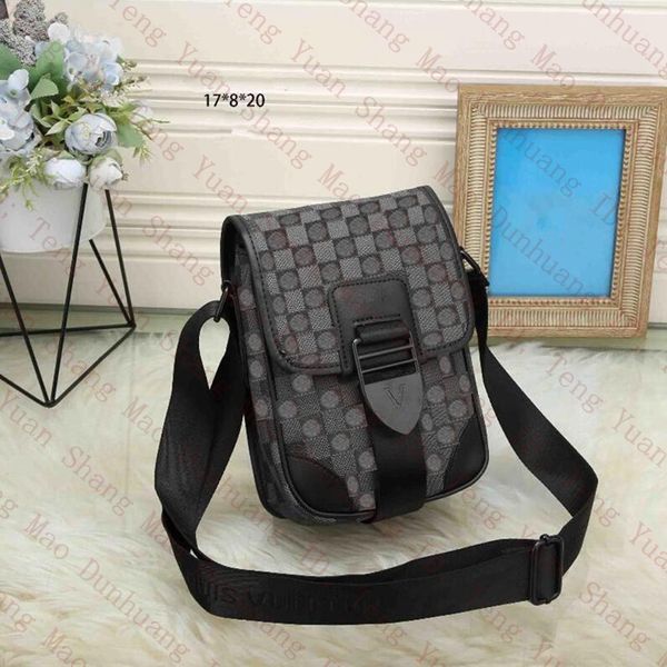 

luxury shoulder bags men women messenger bag tote satchels designer totes handbag clutch purse crossbody leather letter mobile phone bags wa