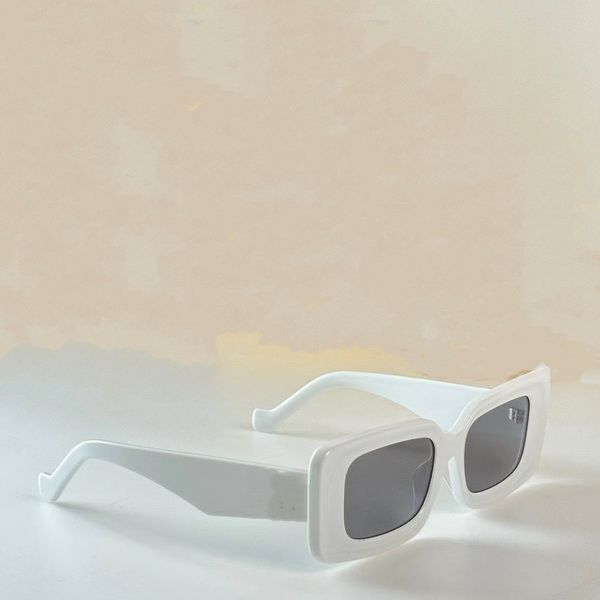 

designer glasses new sunglasses fashion ins network red same street p box men's and women's sunglasses 40104 adwn, White;black