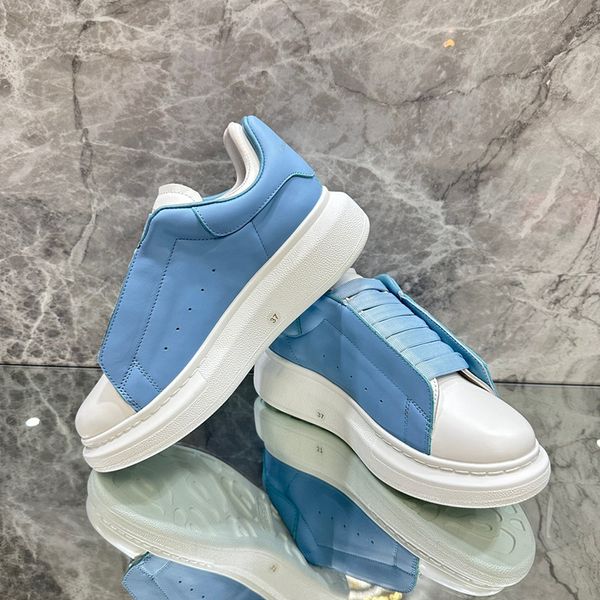 

2023 casual shoes women designer leather lace-up sneaker fashion lady flat running trainers letters woman 0513, Black