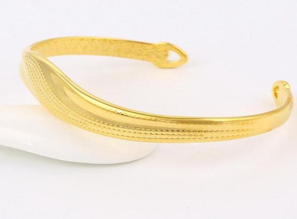 

wave shaped yellow gold filled solid womens bracelet bangle02038206, Black