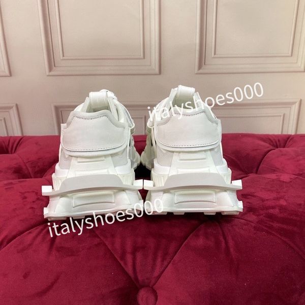 

2023new designer mens sneaker leather embroidered stripes white shoe flat platform walking sports trainers, Black