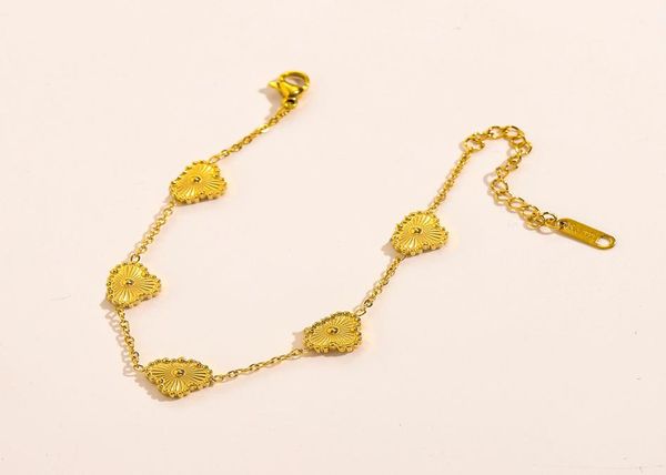 

fashion design pendant necklace 18k gold plated flower necklace luxury designer long chain stainless steel women love jewelry acce7527405, Silver