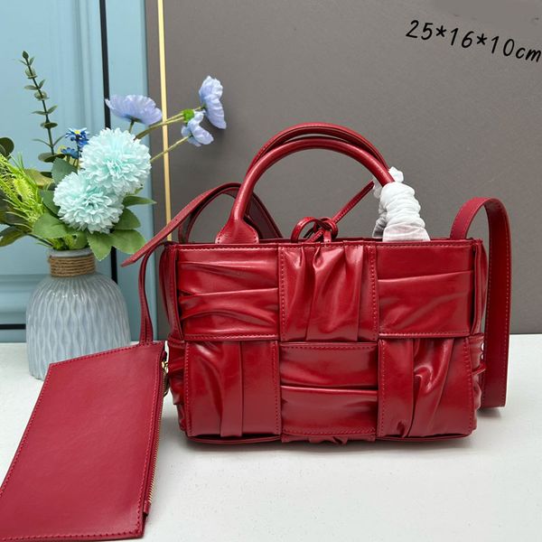 

large capacity handbag inclined shoulder bag tote bag genuine leather material leather pleated design splice handbag fashionable high-end fe