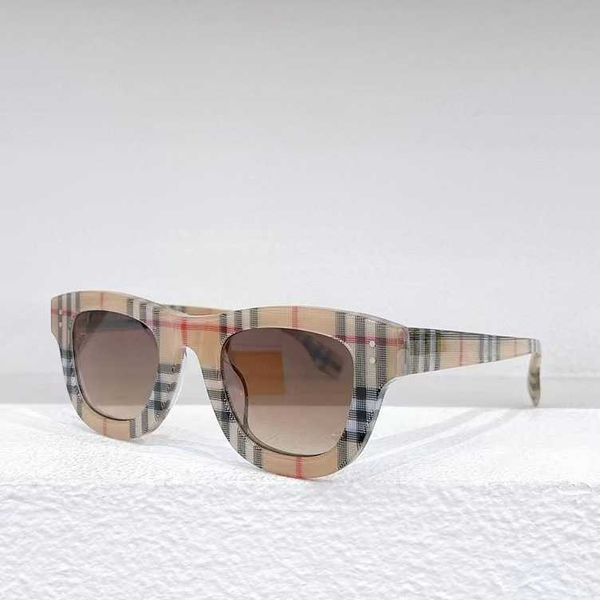 

family b's new tiktok online celebrity personality japanese and korean women's versatile fashion sunglasses be4352, White;black