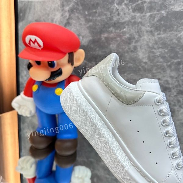 

new platform women men quality casual shoes leather lace-up sneaker fashion lady flat running trainers letters gym sneaker2023, Black